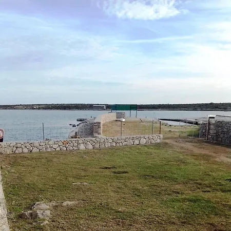 Holiday home Irena Kosljun